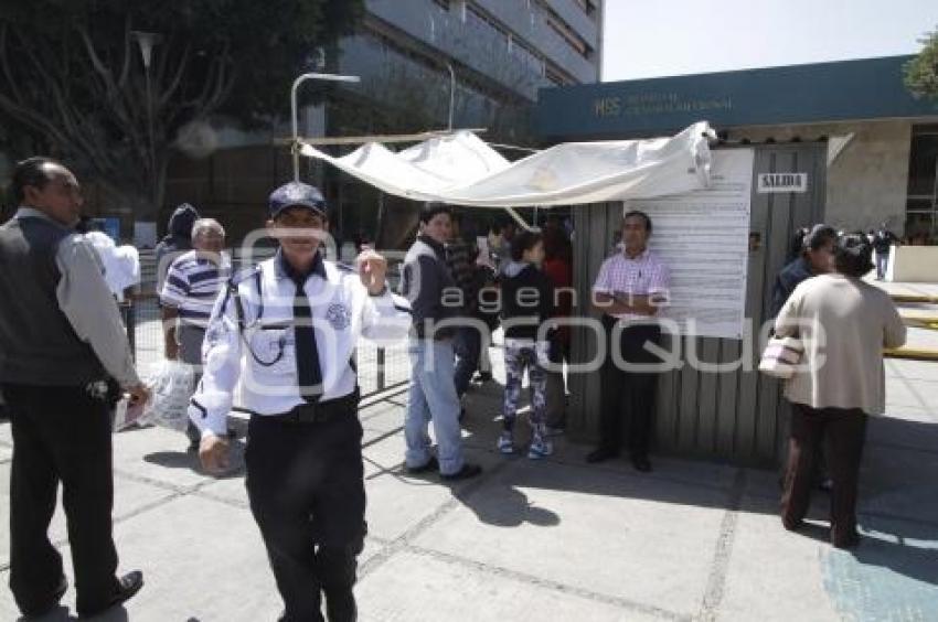 RESTRINGEN ACCESO EN HOSPITAL DEL IMSS