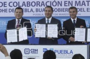 GOBERNADOR ENTREGA RECURSOS Y FIRMA CONVENIO EN DERECHOS HUMANOS