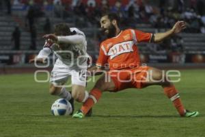 LOBOS VS CORRECAMINOS