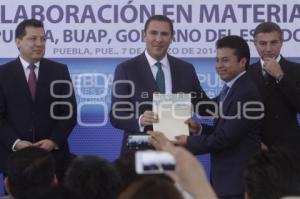 GOBERNADOR ENTREGA RECURSOS Y FIRMA CONVENIO EN DERECHOS HUMANOS