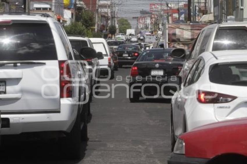 TRÁFICO POR OBRA EN 31 Y 25 PONIENTE