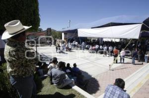 INAUGURA GOBERNADOR AMPLIACIÓN DE CAMINO