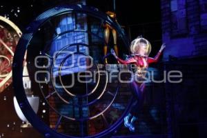 MUSICAL. HOY NO ME PUEDO LEVANTAR