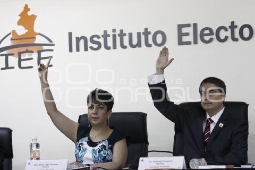 SESIÓN ESPECIAL IEE