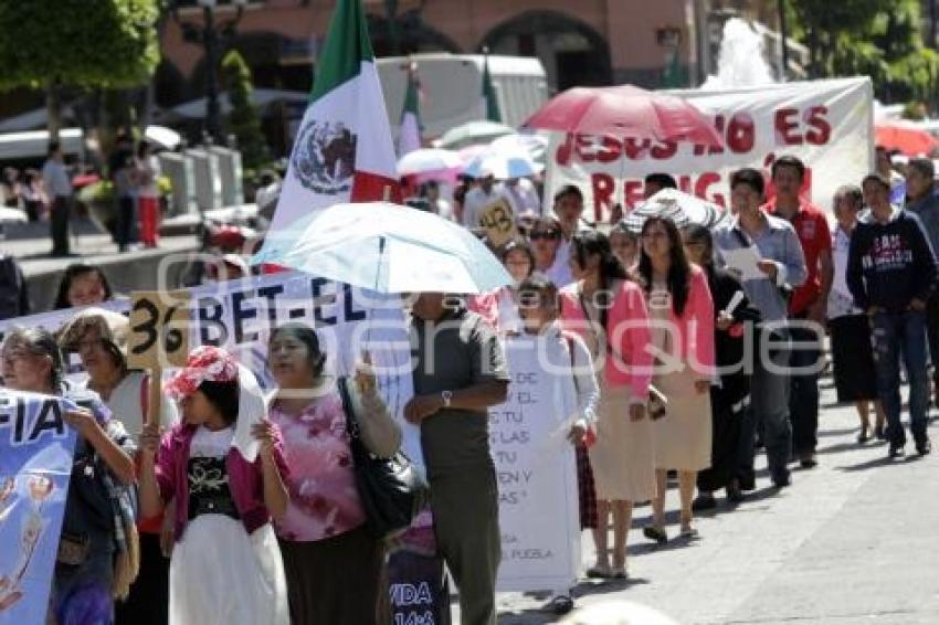 EVANGÉLICOS CELEBRAN A JUÁREZ