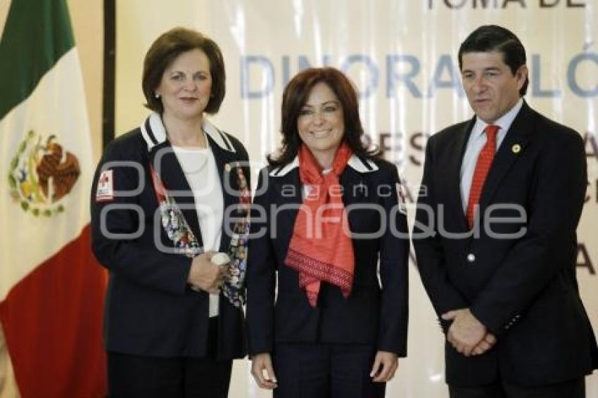 TOMA PROTESTA DINORAH GALI EN CRUZ ROJA