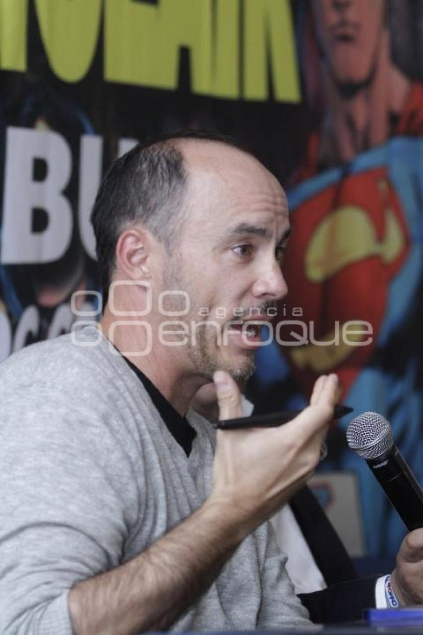 ALEX SINCLAIR . DC COMICS
