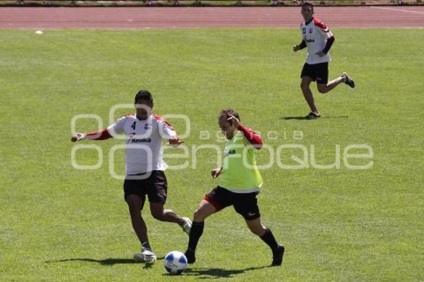 FÚTBOL. ENTRENAMIENTO LOBOS BUAP