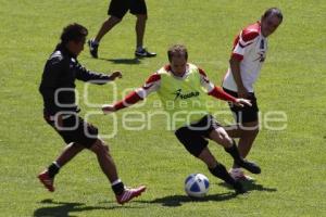 FÚTBOL. ENTRENAMIENTO LOBOS BUAP