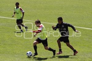 FÚTBOL. ENTRENAMIENTO LOBOS BUAP