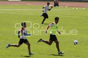 FÚTBOL. ENTRENAMIENTO LOBOS BUAP