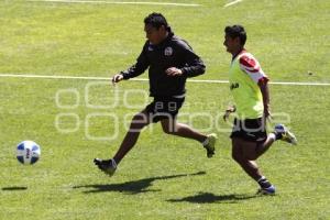 FÚTBOL. ENTRENAMIENTO LOBOS BUAP