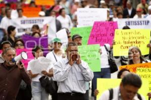 MANIFESTACIÓN TRABAJADORES HNP