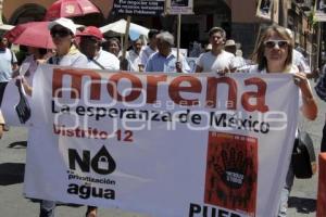 MANIFESTACIÓN EN CONTRA DE LA PRIVATIZACIÓN DEL AGUA