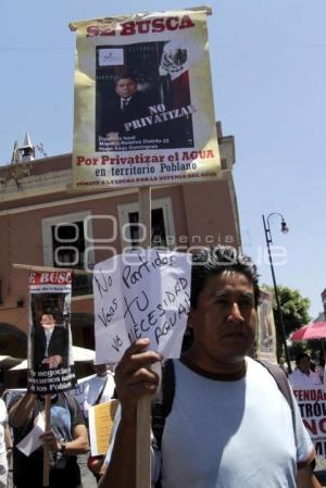 MANIFESTACIÓN EN CONTRA DE LA PRIVATIZACIÓN DEL AGUA