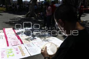 BORDANDO POR LA PAZ