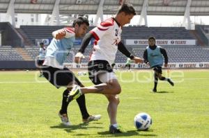 ENTRENAMIENTO LOBOS BUAP