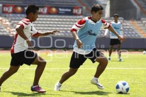 ENTRENAMIENTO LOBOS BUAP