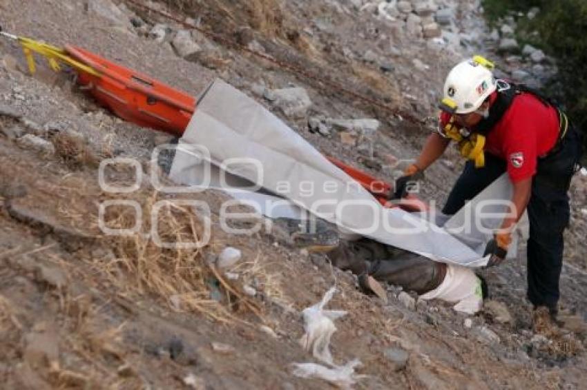 MUERTO EN BARRANCA