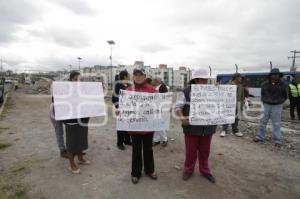 CIERRAN PUENTE SAN ANTONIO . CONFLICTO RUTA AZTECA