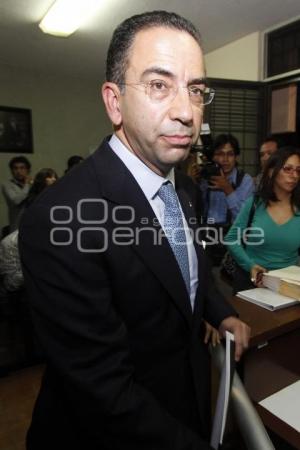 SENADOR JAVIER LOZANO ALARCÓN