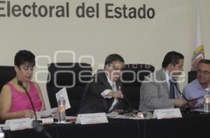SESIÓN EXTRAORDINARIA . IEE