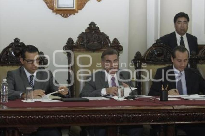 SESIÓN EXTRAORDINARIA DE CABILDO