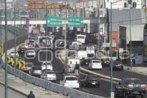 TRÁFICO EN PERIFÉRICO . CAOS VIAL