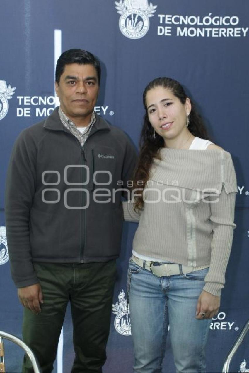 DESARROLLO DE CLUSTERS TEC DE MONTERREY