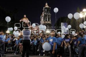 ENCENDIDO AYUNTAMIENTO. DÍA DEL AUTISMO