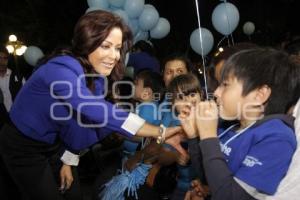 ENCENDIDO AYUNTAMIENTO. DÍA DEL AUTISMO