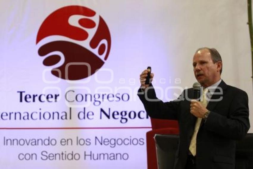 TERCER CONGRESO NEGOCIOS UIA. THOMAS KARIG