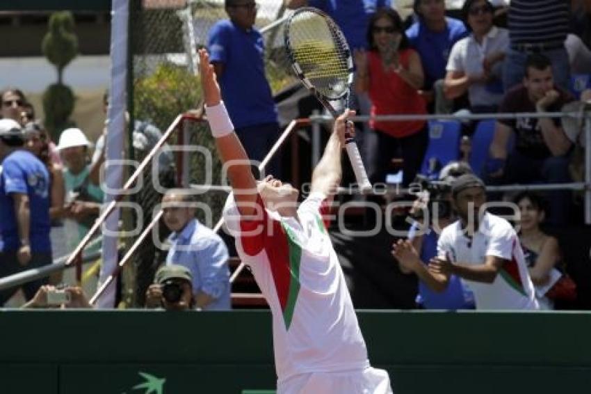 COPA DAVIS . MIGUEL ÁNGEL REYES