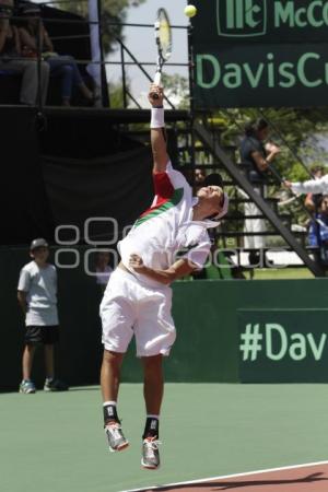 COPA DAVIS . MIGUEL ÁNGEL REYES