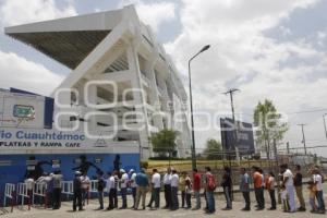 LARGAS FILAS PARA EL PARTIDO DE PUEBLA VS AMERICA