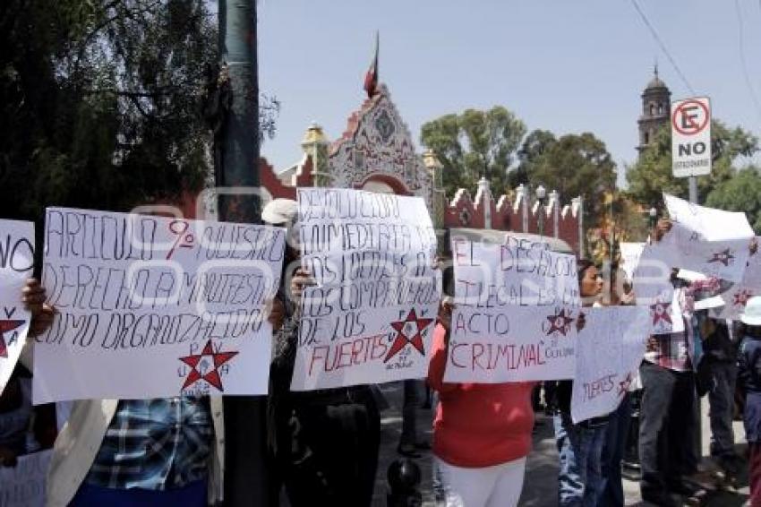 MANIFESTACIÓN COMERCIANTES FUERTES