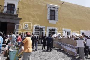 MANIFESTACIÓN COMERCIANTES FUERTES