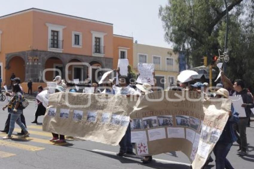 MANIFESTACIÓN COMERCIANTES FUERTES