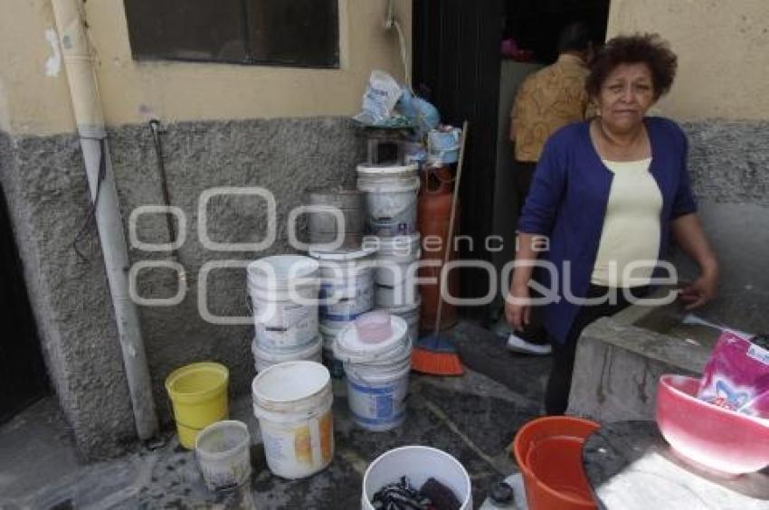 FALTA DE AGUA EN EL CENTRO