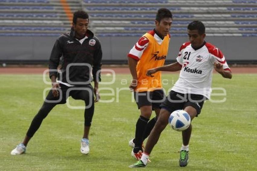 ENTRENAMIENTO LOBOS BUAP