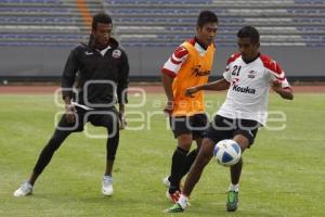 ENTRENAMIENTO LOBOS BUAP