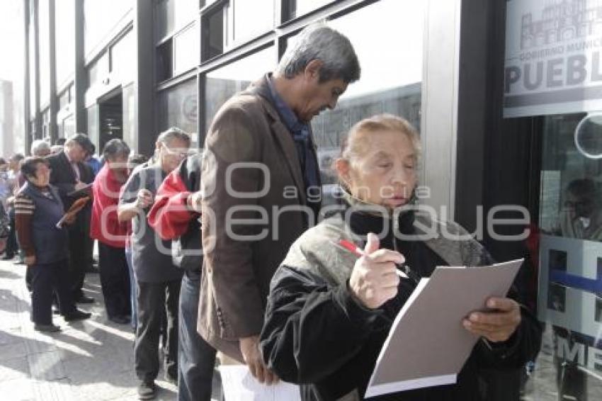 FERIA DEL EMPLEO PARA ADULTOS MAYORES