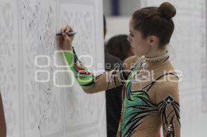 CYNTHIA VALDEZ EN CAMPEONATO DE GIMNASIA