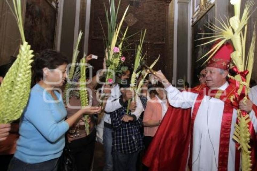 MISA DOMINICAL . CATEDRAL