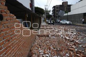 CAE BARDA POR FUERTES VIENTOS