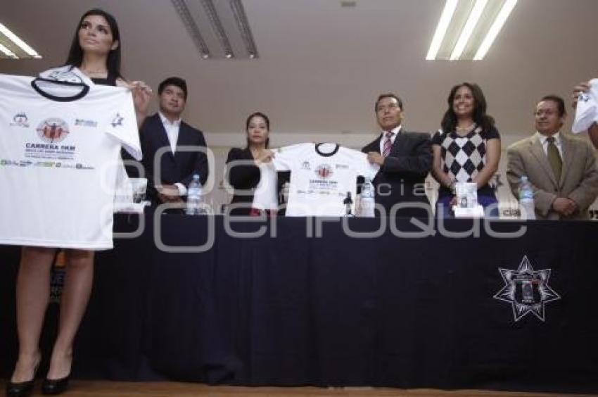 PRESENTAN CARRERA BECA UN NIÑO INDÍGENA