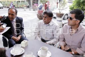 FAMILIARES LEOPOLDO CAMACHO