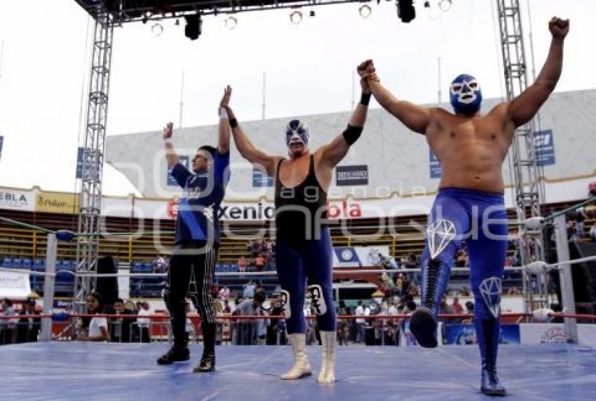 LUCHA LIBRE. FERIA