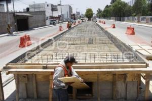 CONSTRUCCIÓN PARADEROS METROBÚS