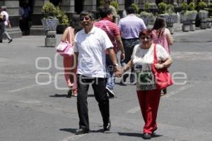 DOMINGO EN EL ZÓCALO